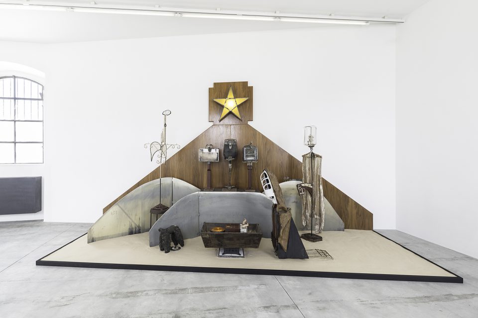 KIENHOLZ: FIVE CAR STUD – Fondazione Prada